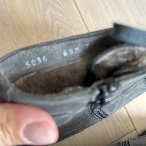 NWT GRAVATI MARIO SPA grey suede shearling lined with rubber sole combat boot - Picture 5 of 7